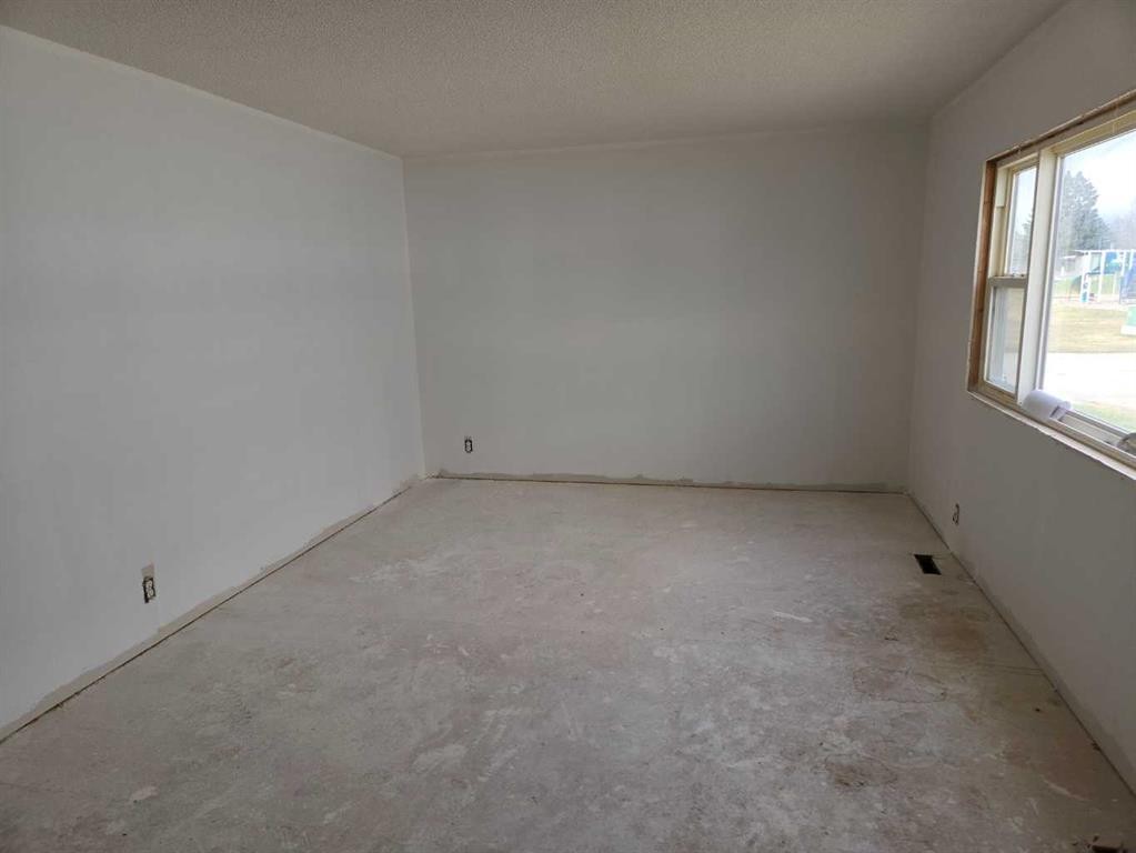









6220


17

Avenue Southeast, 203,
Calgary,




AB
T2A 0W6

