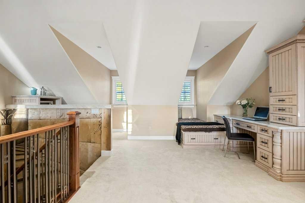 









24


Ypres

Mews Southwest,
Calgary,




AB
T2T6L2

