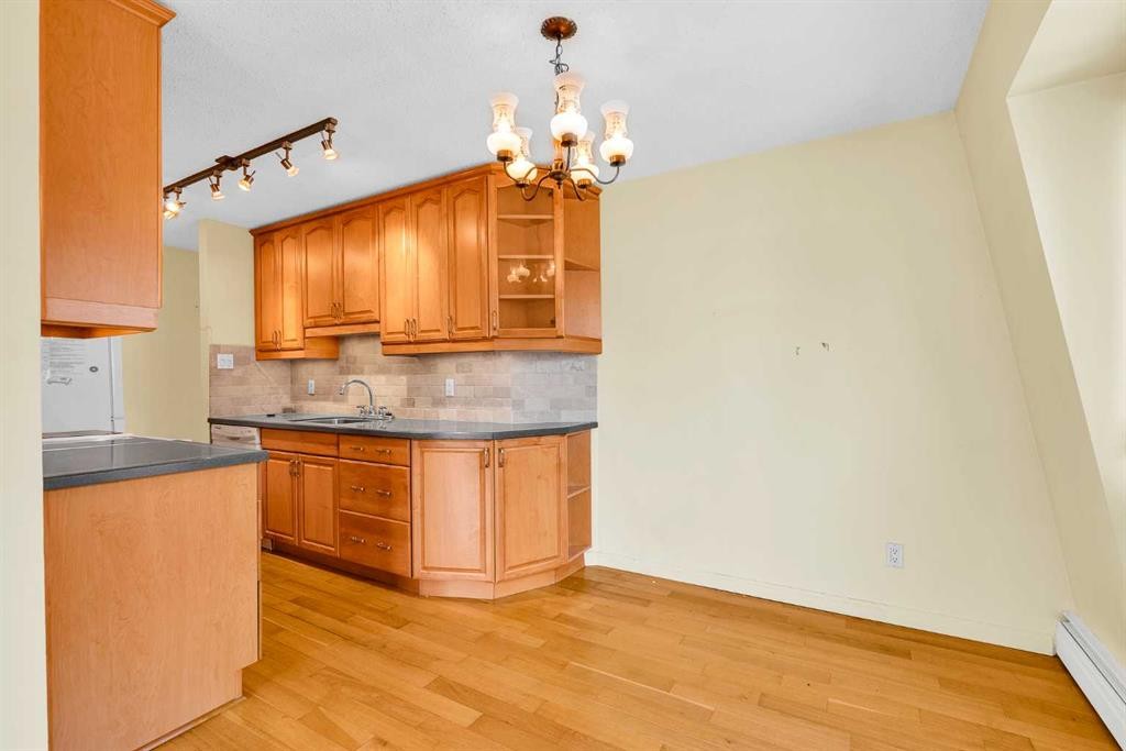 









508


Cedar

Crescent Southwest, 301,
Calgary,




AB
T3C 2Y8

