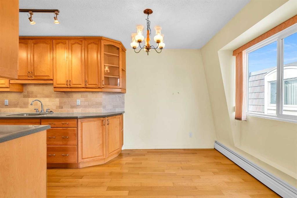 









508


Cedar

Crescent Southwest, 301,
Calgary,




AB
T3C 2Y8

