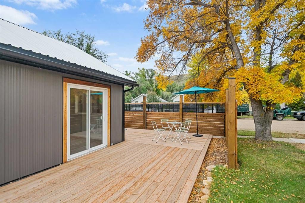 









260


2

Avenue,
Drumheller,




AB
T0J 1B0

