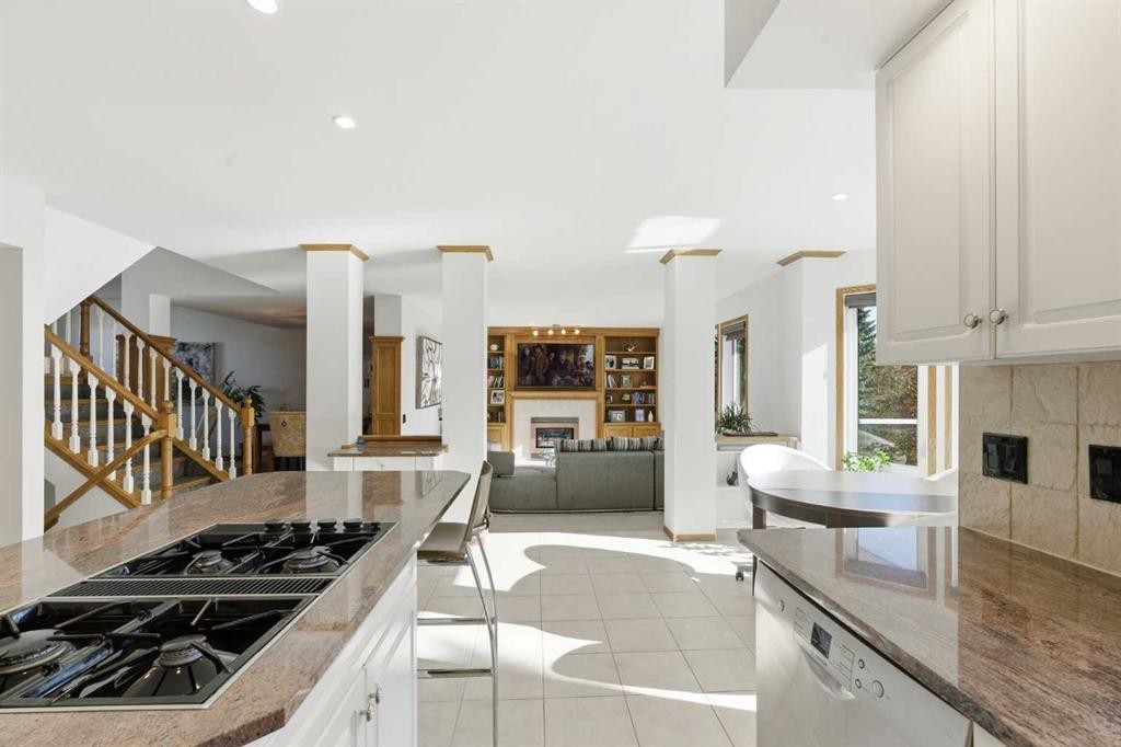 









19


Sceptre

Close Northwest,
Calgary,




AB
T3L 1X8

