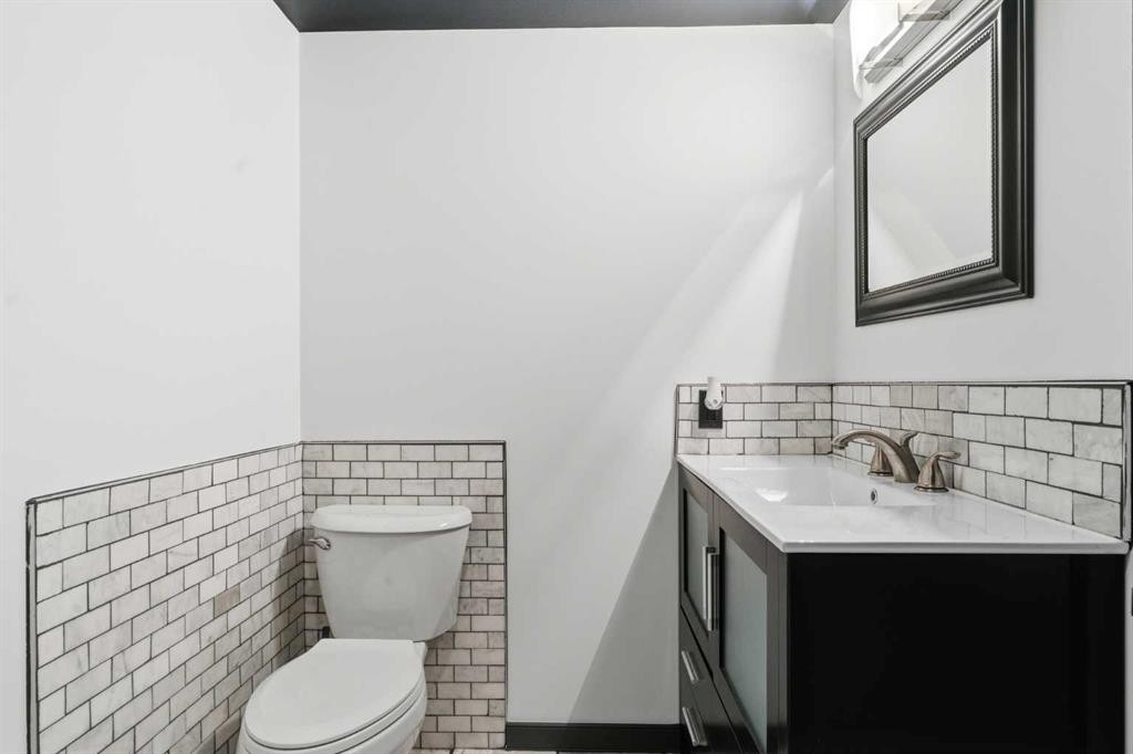 









19


Sceptre

Close Northwest,
Calgary,




AB
T3L 1X8

