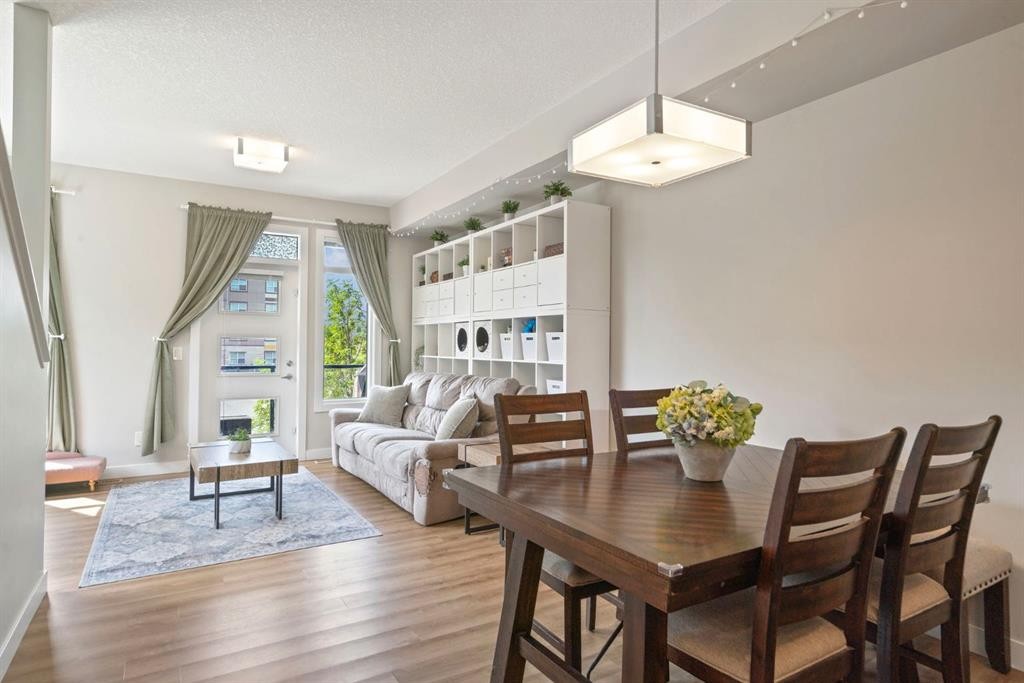 









19640


40

Street Southeast,
Calgary,




AB
T3M 3A6

