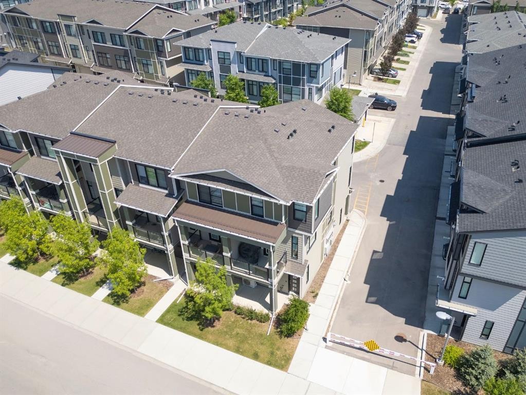 









19640


40

Street Southeast,
Calgary,




AB
T3M 3A6

