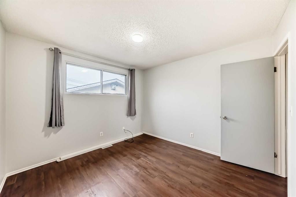 









16


Beaver Dam

Place Northeast,
Calgary,




AB
T2K 4X3

