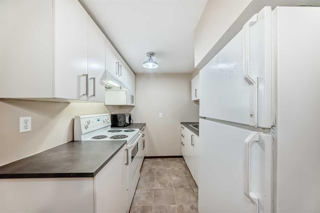 









16


Beaver Dam

Place Northeast,
Calgary,




AB
T2K 4X3

