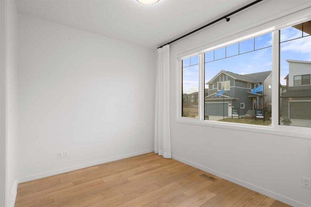 









76


Lucas

Common Northwest,
Calgary,




AB
T3P 2B4

