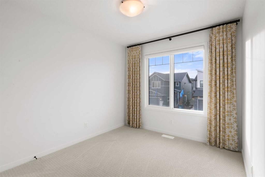 









76


Lucas

Common Northwest,
Calgary,




AB
T3P 2B4

