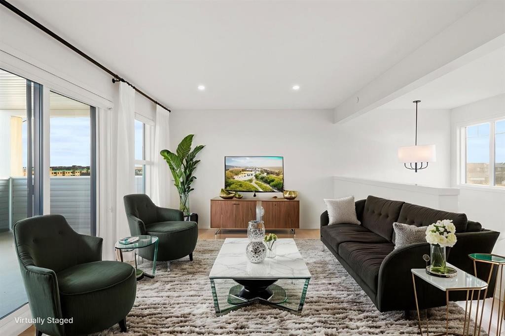 









76


Lucas

Common Northwest,
Calgary,




AB
T3P 2B4

