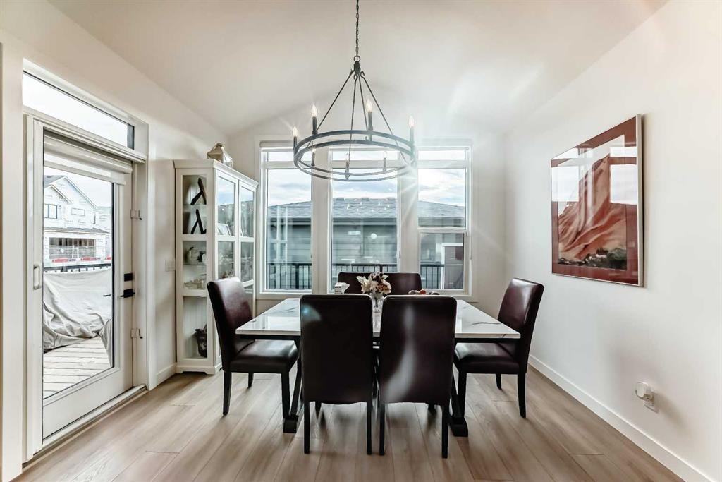 









568


Grayling

Bend,
Rural Rocky View County,




AB
T3Z 0H6

