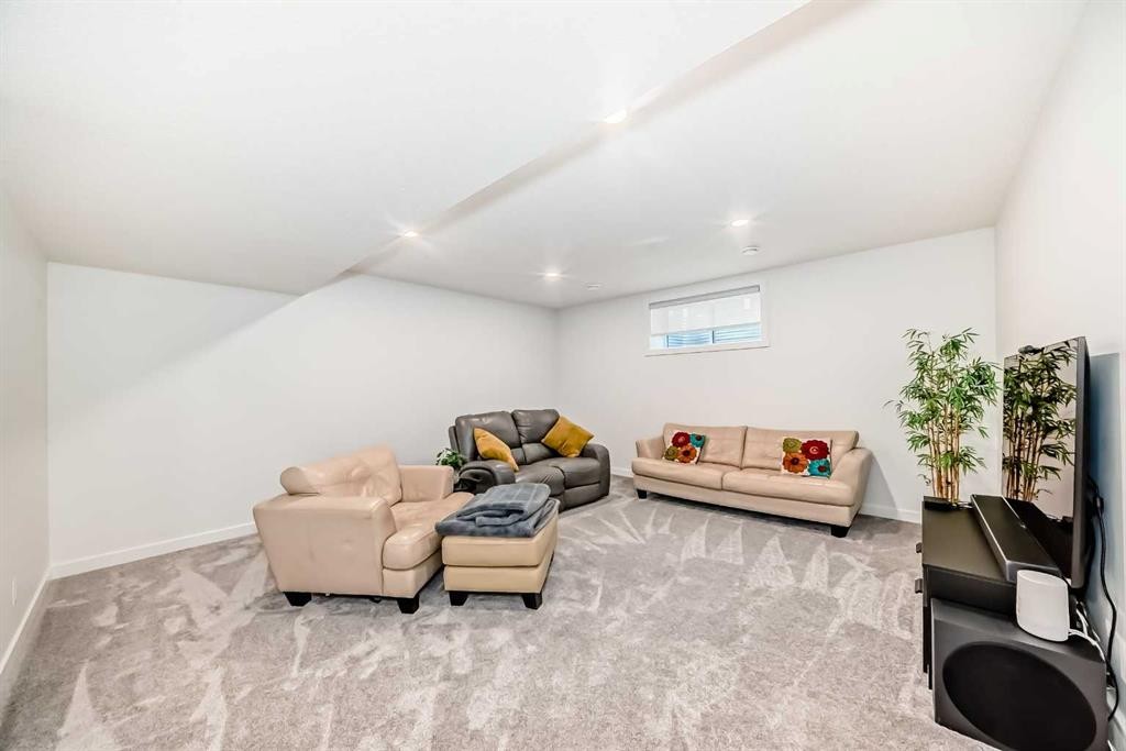 









568


Grayling

Bend,
Rural Rocky View County,




AB
T3Z 0H6

