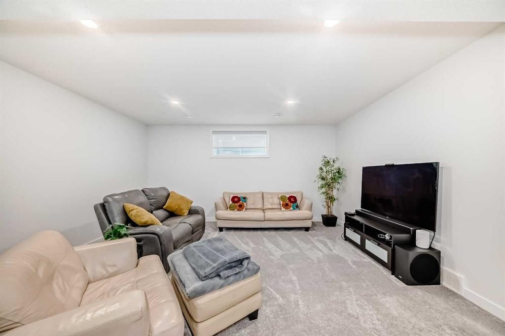 









568


Grayling

Bend,
Rural Rocky View County,




AB
T3Z 0H6

