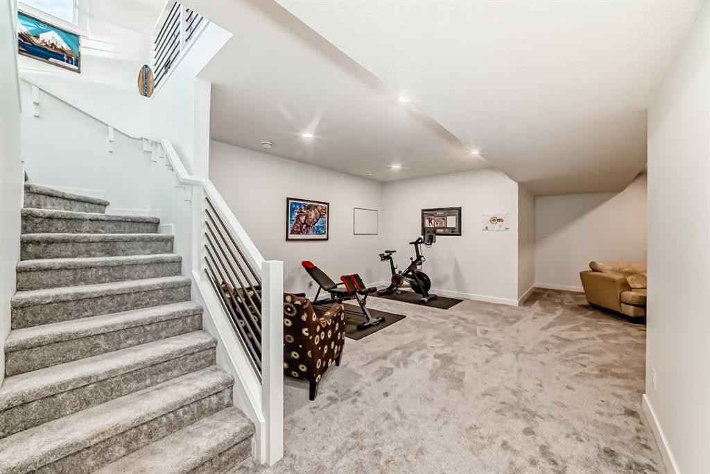 









568


Grayling

Bend,
Rural Rocky View County,




AB
T3Z 0H6

