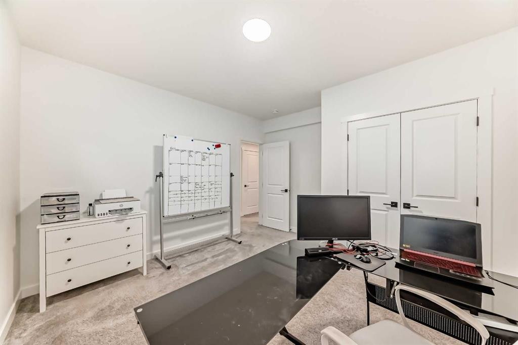 









568


Grayling

Bend,
Rural Rocky View County,




AB
T3Z 0H6

