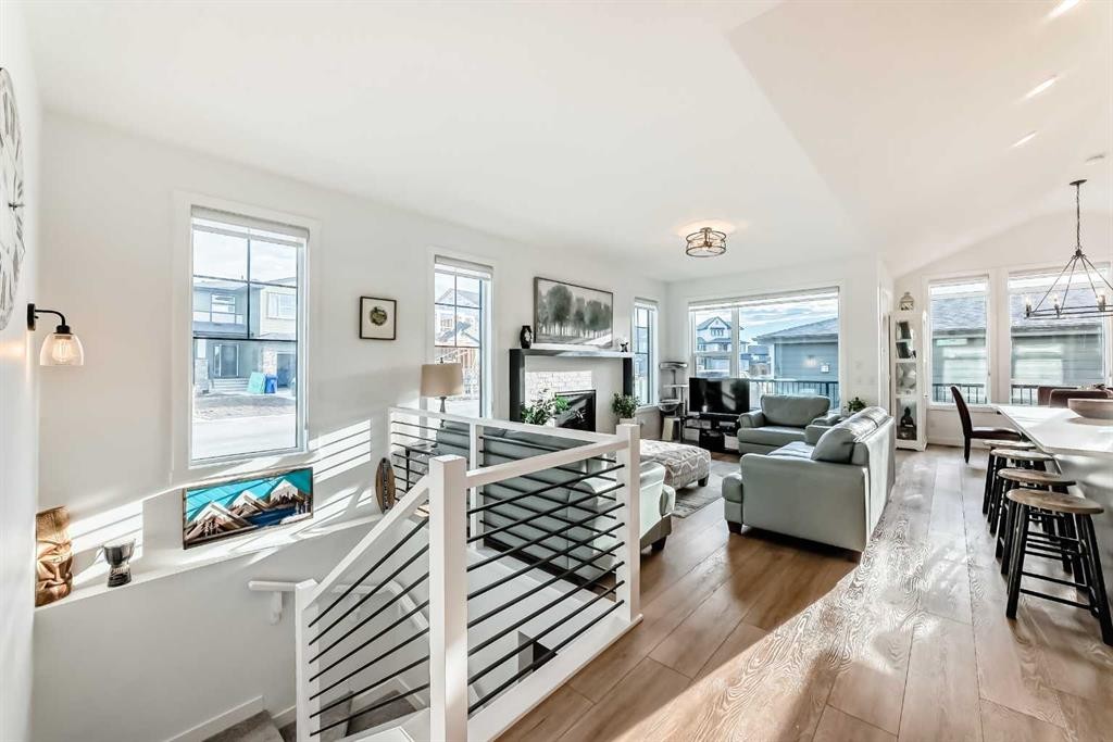 









568


Grayling

Bend,
Rural Rocky View County,




AB
T3Z 0H6

