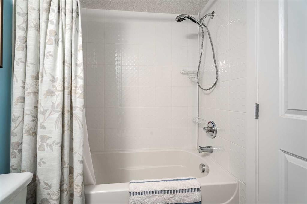 









2715


12

Avenue Southeast, 311,
Calgary,




AB
T2A4X8

