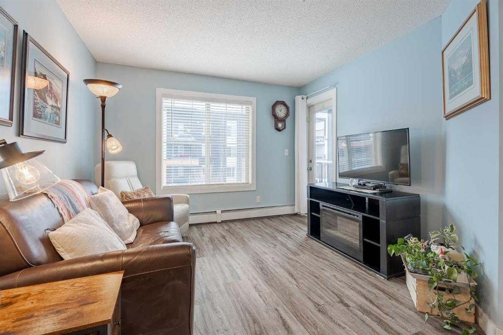 









2715


12

Avenue Southeast, 311,
Calgary,




AB
T2A4X8

