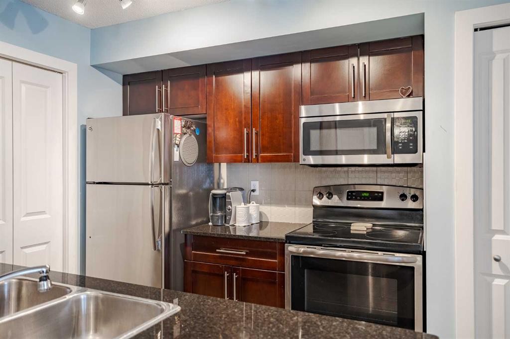 









2715


12

Avenue Southeast, 311,
Calgary,




AB
T2A4X8

