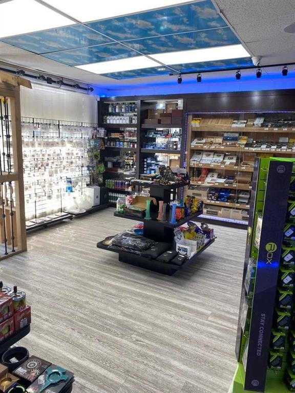 









123


Vape

Avenue,
Calgary,




AB
T2E 6M6

