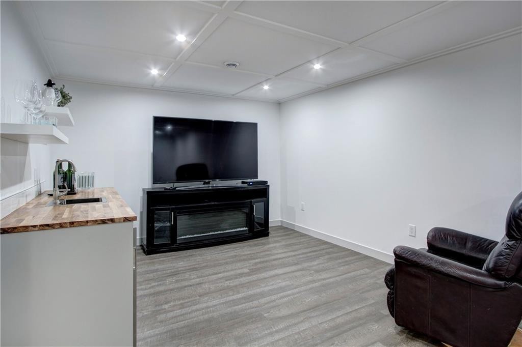 









10212


7

Street Southwest,
Calgary,




AB
T2W 0G3

