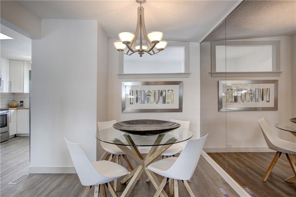 









10212


7

Street Southwest,
Calgary,




AB
T2W 0G3

