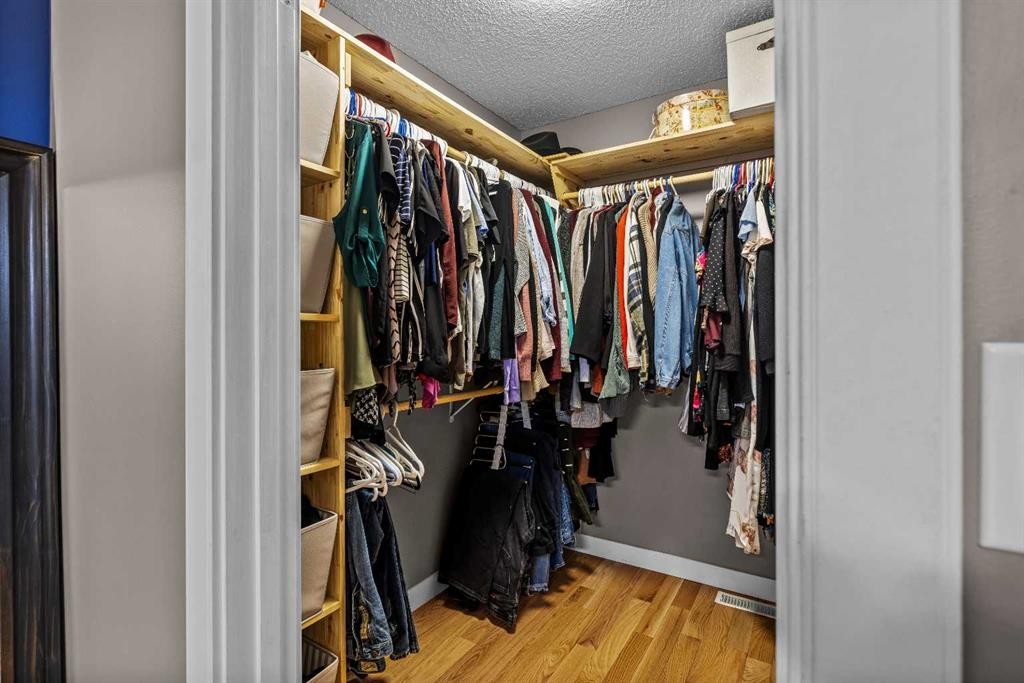 









11


Mt McGillivary

Drive,
Exshaw,




AB
T0L 2C0

