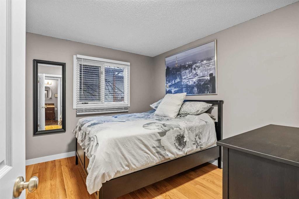 









11


Mt McGillivary

Drive,
Exshaw,




AB
T0L 2C0

