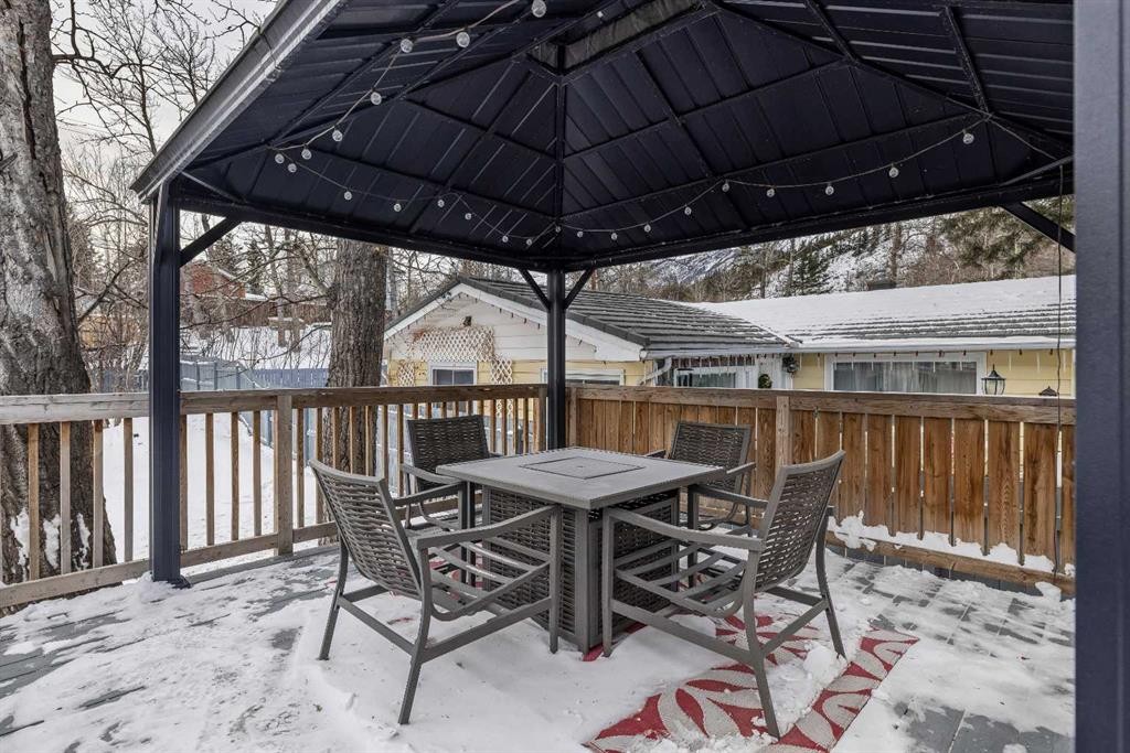 









11


Mt McGillivary

Drive,
Exshaw,




AB
T0L 2C0

