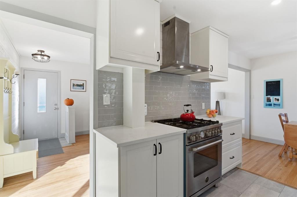 









7019


20

Street Southeast,
Calgary,




AB
T2C0P5

