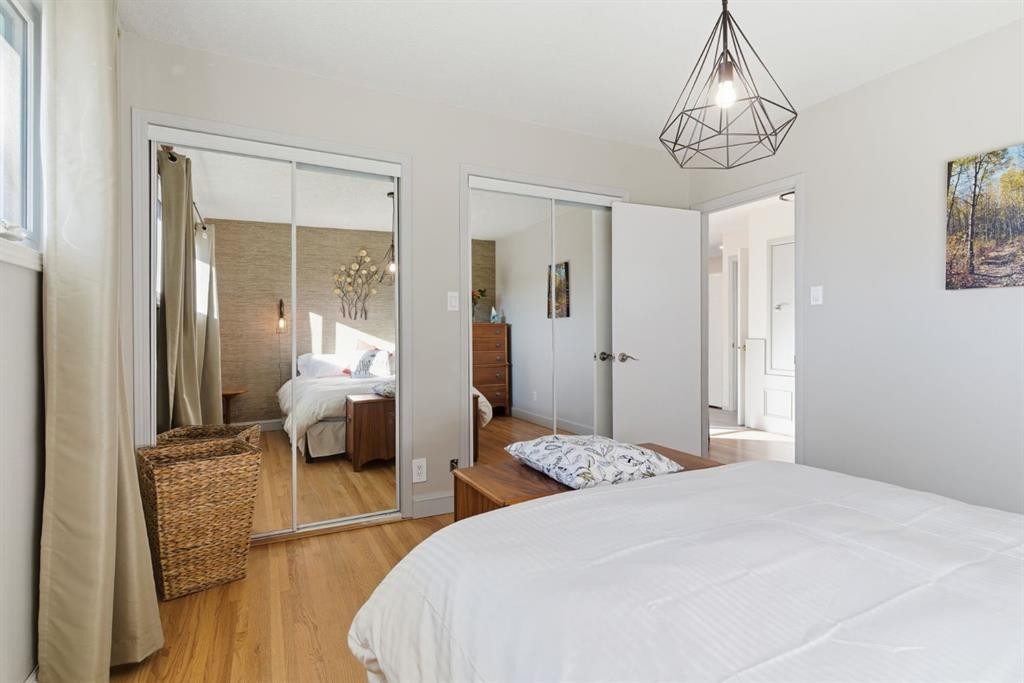 









7019


20

Street Southeast,
Calgary,




AB
T2C0P5

