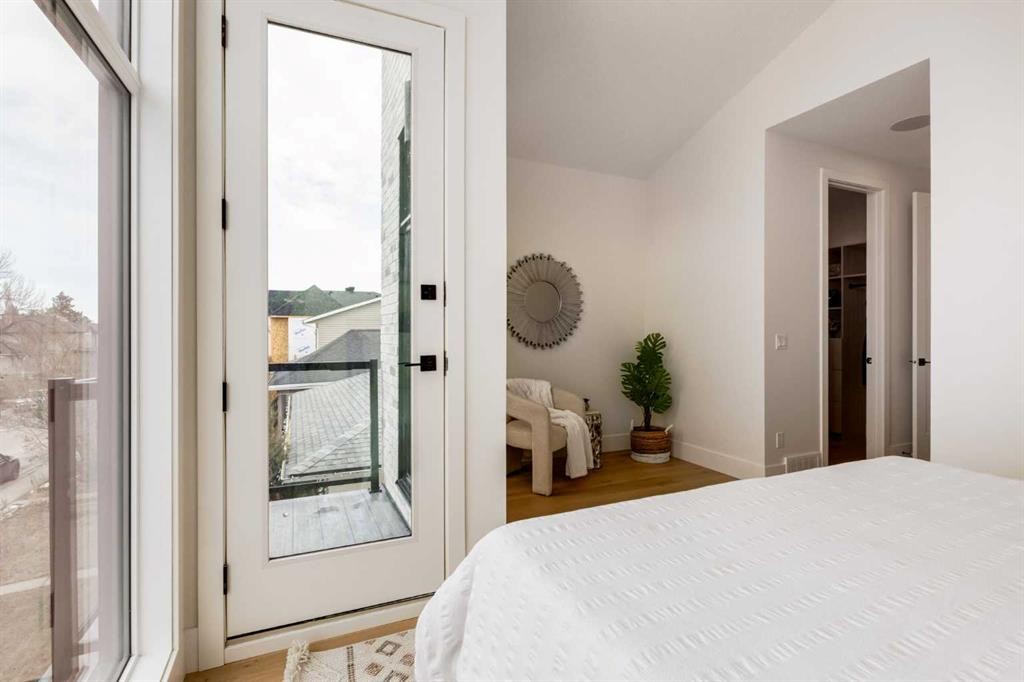 









631


28

Avenue Northwest,
Calgary,




AB
T2M2L2

