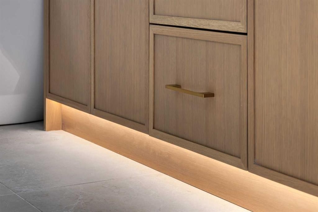 









631


28

Avenue Northwest,
Calgary,




AB
T2M2L2

