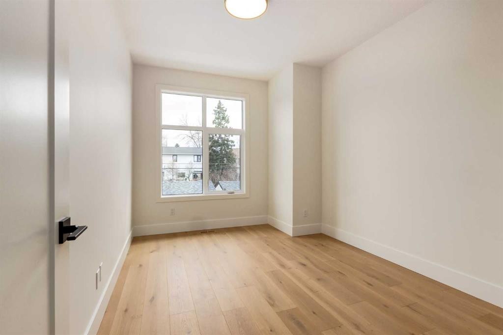 









631


28

Avenue Northwest,
Calgary,




AB
T2M2L2

