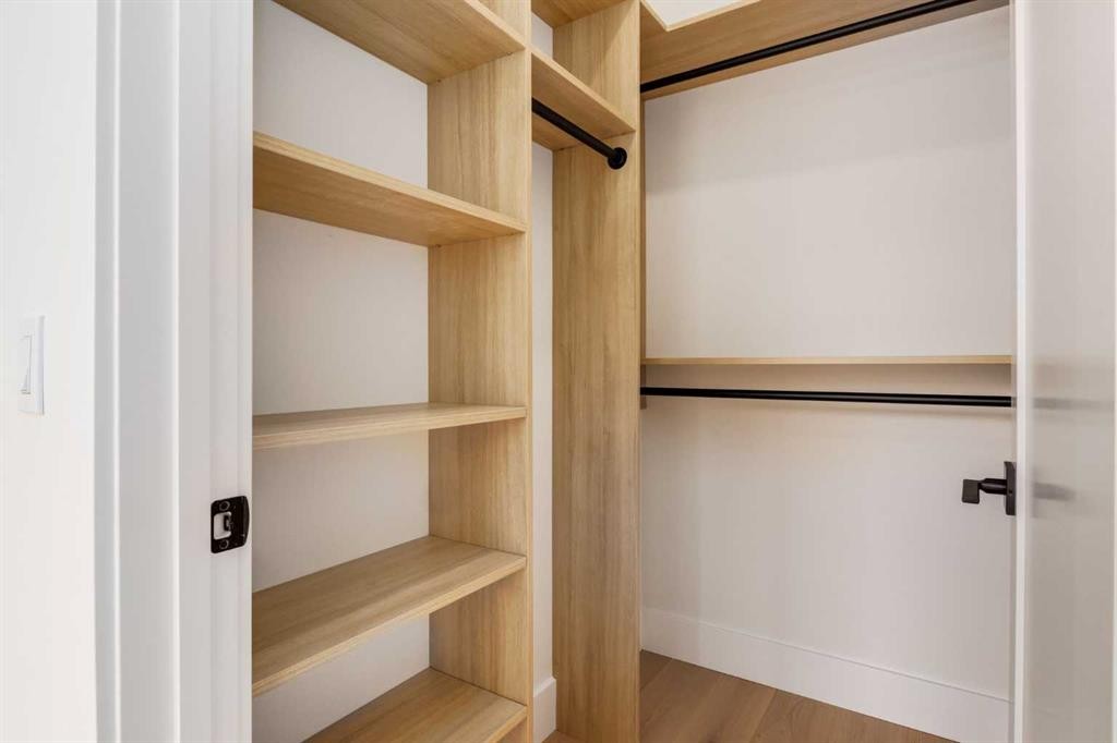 









631


28

Avenue Northwest,
Calgary,




AB
T2M2L2

