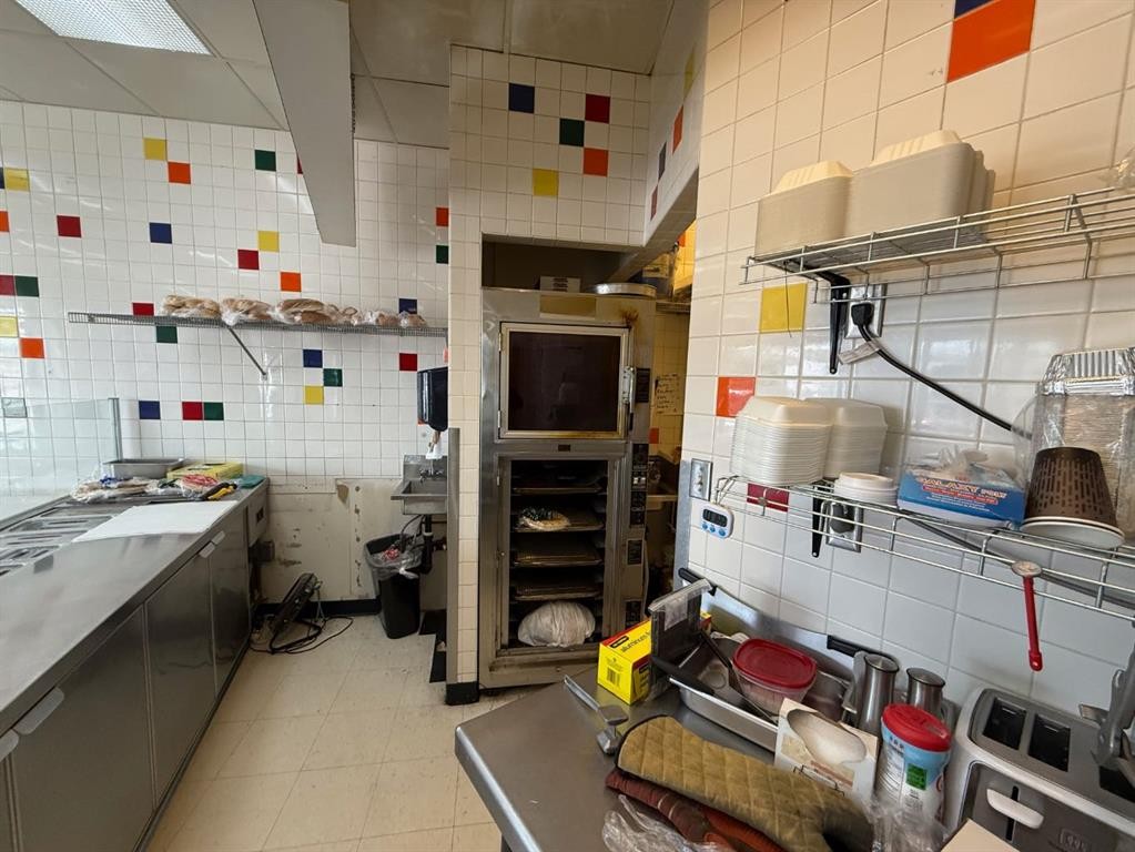 









123


Donair

Avenue,
Calgary,




AB
T2E 6M6

