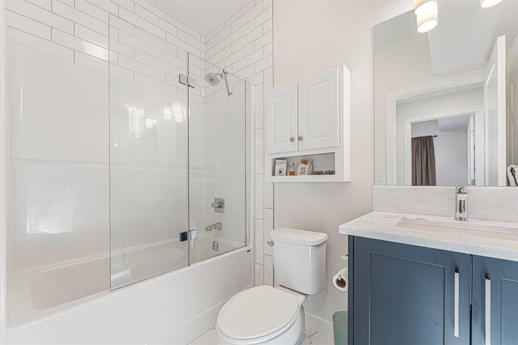 









12572


Crestmont

Boulevard Southwest,
Calgary,




AB
T3B6J5

