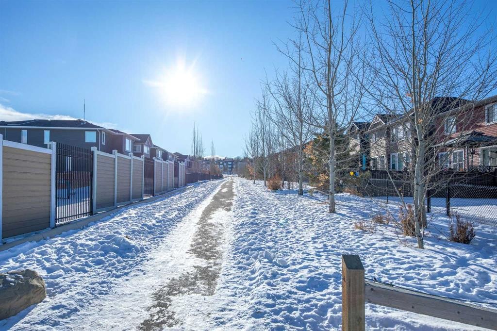 









12572


Crestmont

Boulevard Southwest,
Calgary,




AB
T3B6J5

