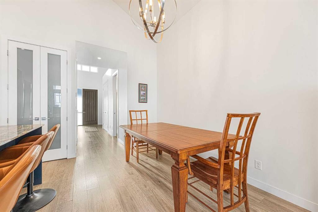 









12572


Crestmont

Boulevard Southwest,
Calgary,




AB
T3B6J5

