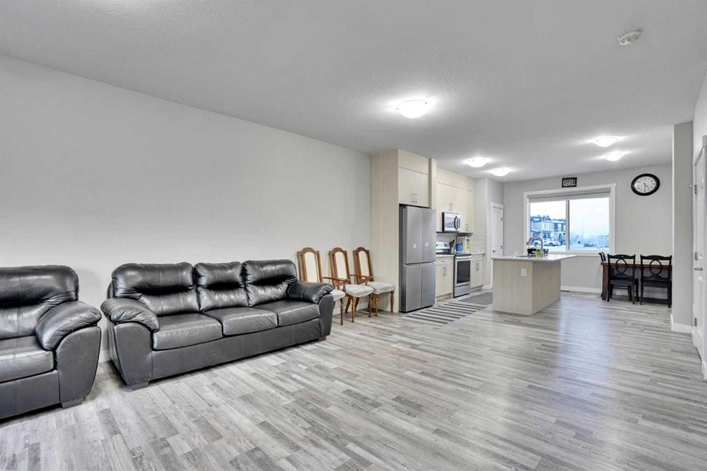 









14


Belvedere

Common Southeast,
Calgary,




AB
T2A 7G8

