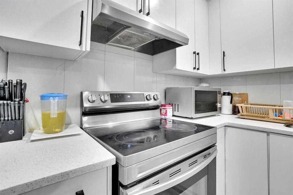 









14


Belvedere

Common Southeast,
Calgary,




AB
T2A 7G8

