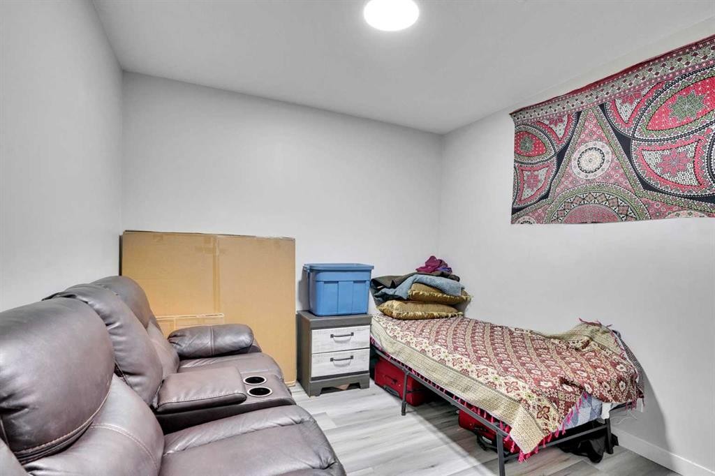 









14


Belvedere

Common Southeast,
Calgary,




AB
T2A 7G8

