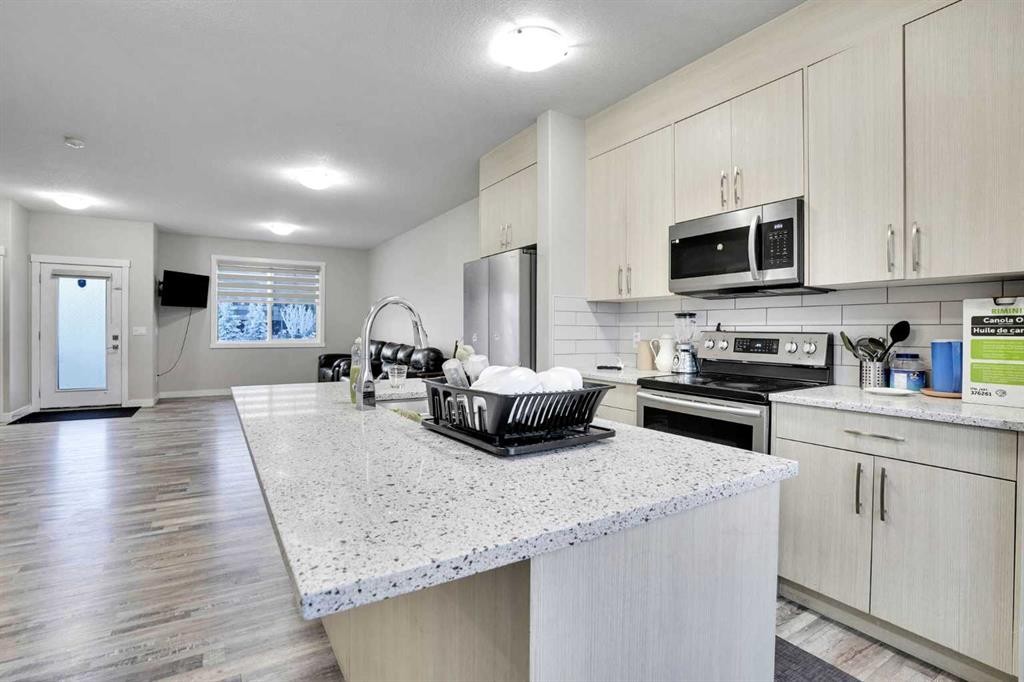 









14


Belvedere

Common Southeast,
Calgary,




AB
T2A 7G8

