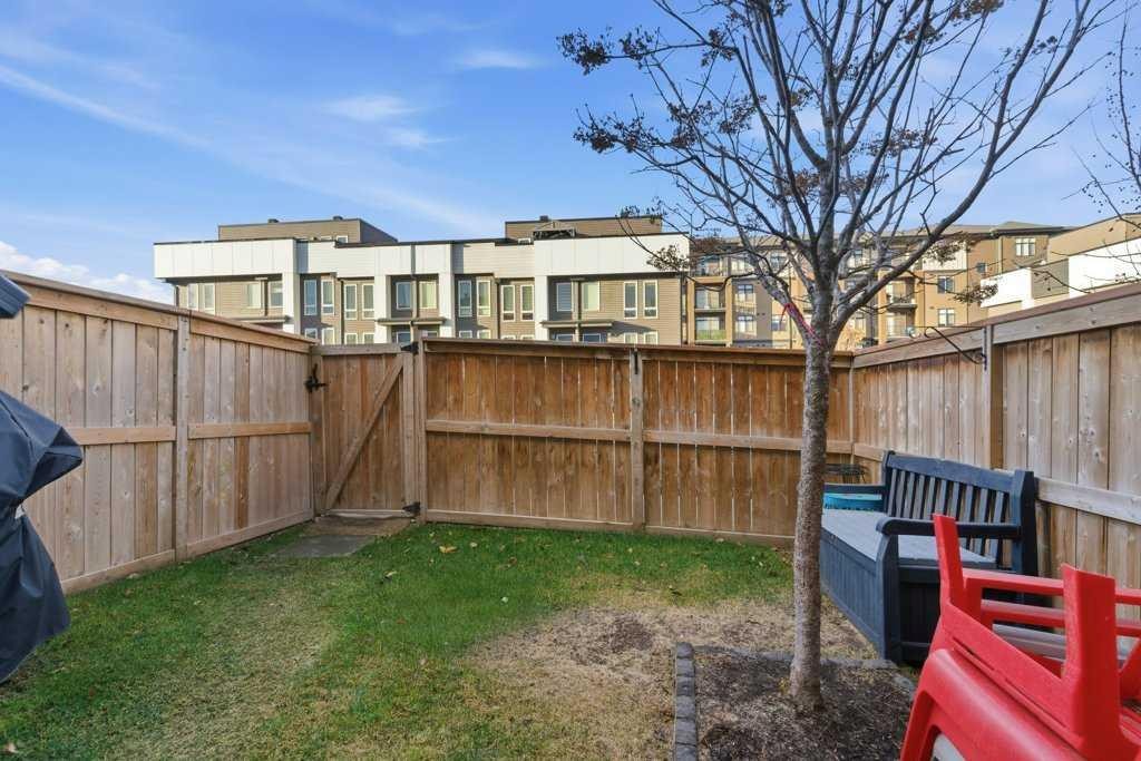 









338


Seton

Circle Southeast, 410,
Calgary,




AB
T3M 3H1

