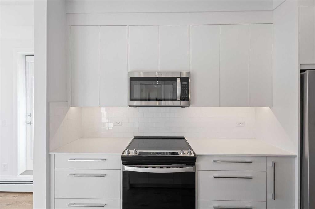 









395


Skyview

Parkway Northeast, 2418,
Calgary,




AB
T3N 2K1

