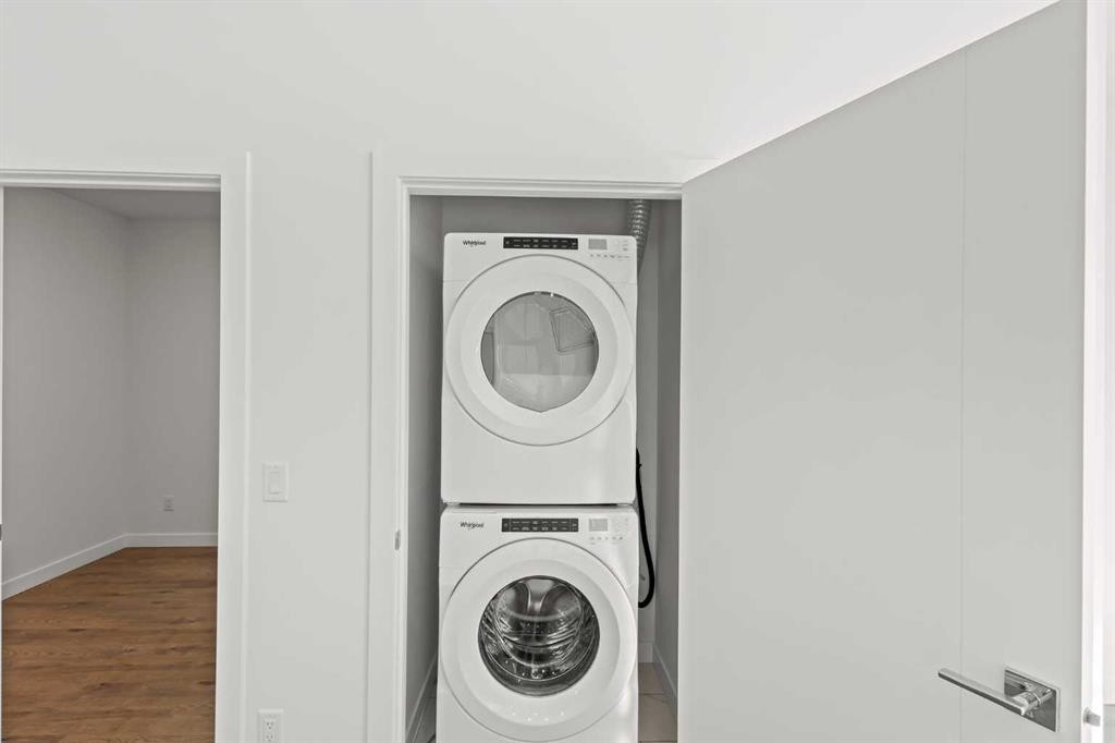 









395


Skyview

Parkway Northeast, 2418,
Calgary,




AB
T3N 2K1

