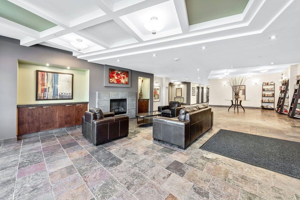 









5605


Henwood

Street Southwest, 3305,
Calgary,




AB
T3E 7R2

