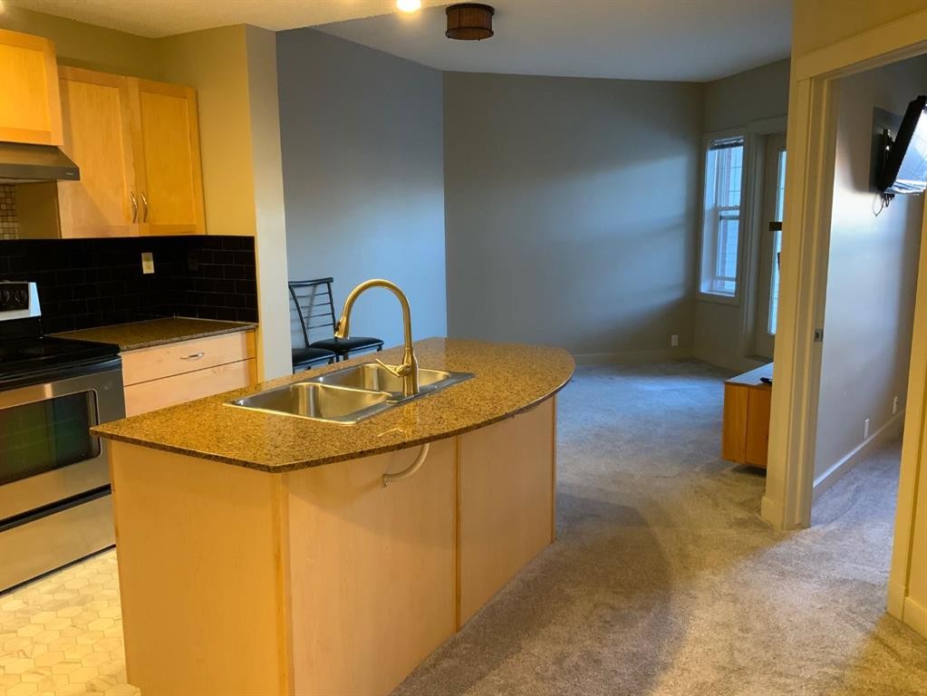 









5605


Henwood

Street Southwest, 3305,
Calgary,




AB
T3E 7R2

