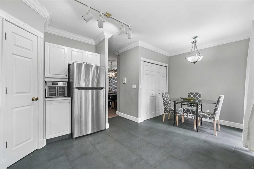 









1611


21

Avenue Southwest, 3,
Calgary,




AB
T2T0M9

