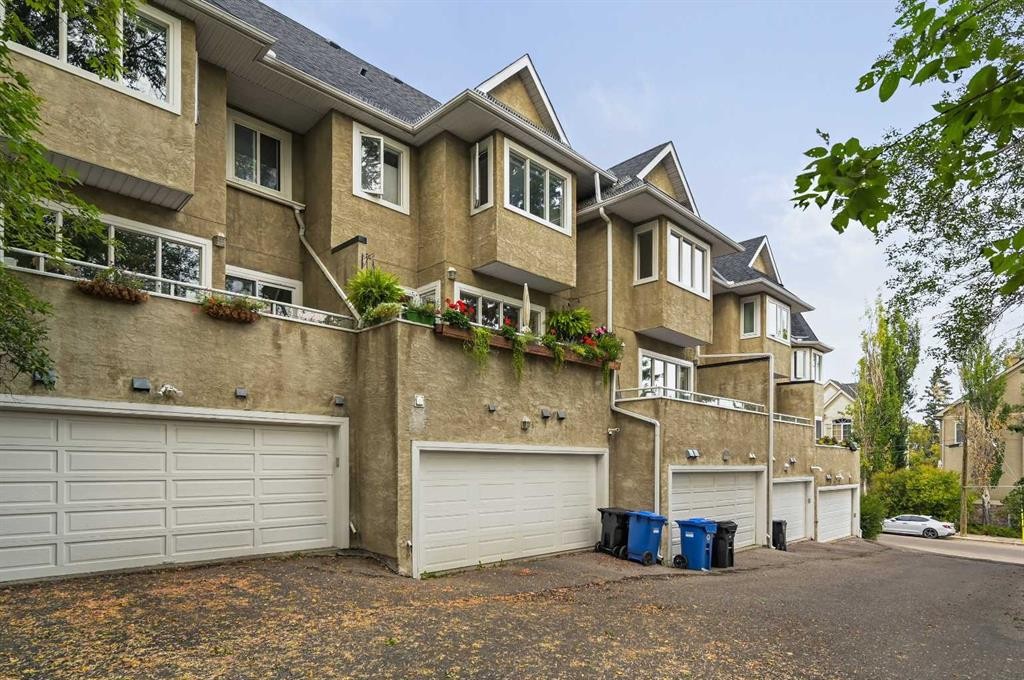 









1611


21

Avenue Southwest, 3,
Calgary,




AB
T2T0M9

